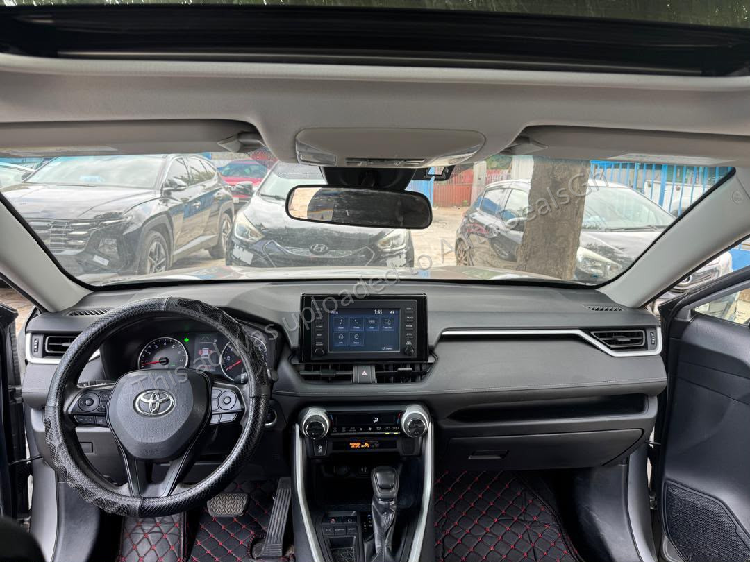 2019 Toyota RAV4 for sale in Ghana - photo 3