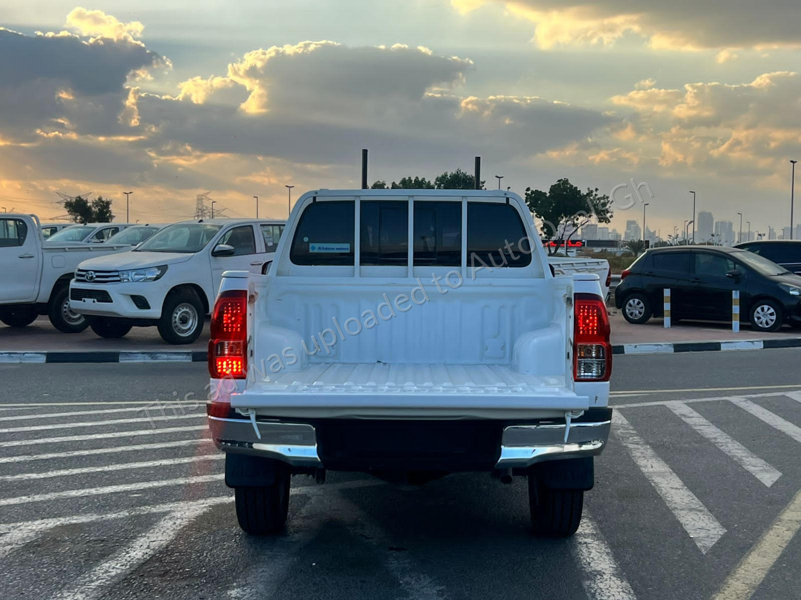 2022 Toyota Hilux for sale in Ghana - photo 3