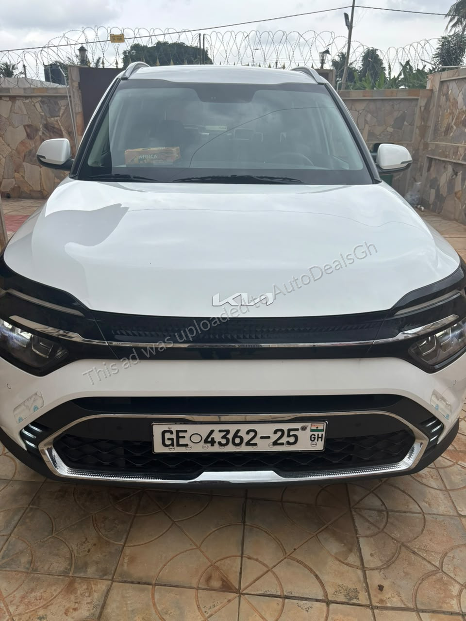 2025 Kia Carens for sale in Ghana - photo 2