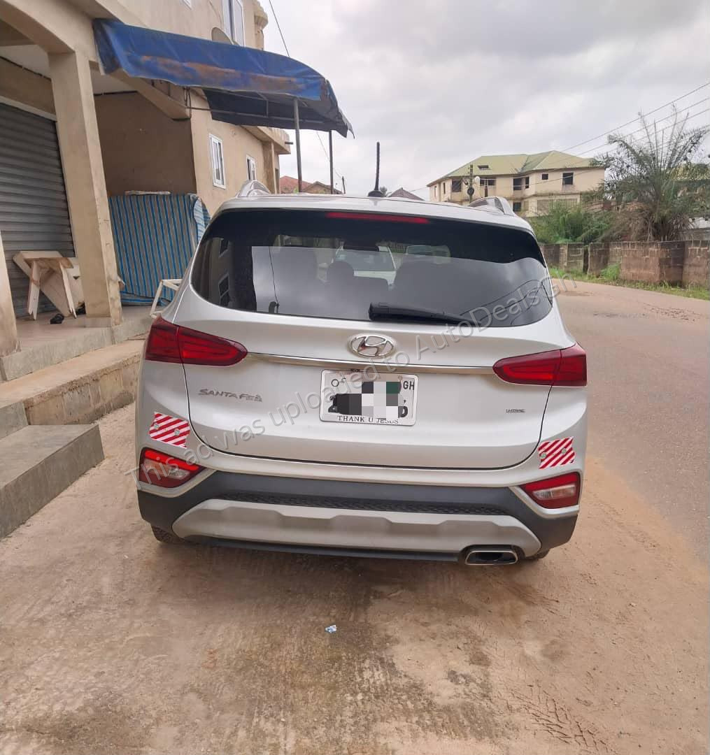 2019 Hyundai Santa Fe for sale in Ghana - photo 2