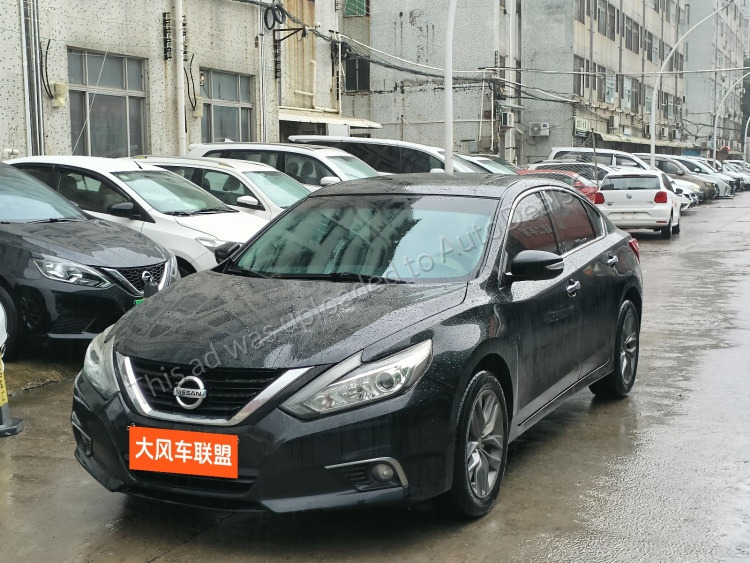 2016 Nissan Terra for sale in Ghana - photo 8